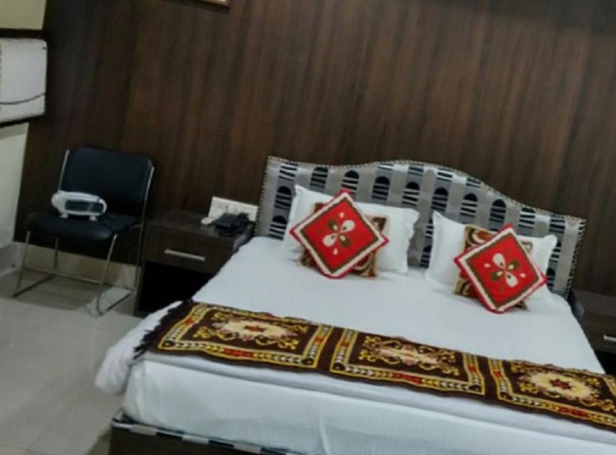 Bodhgaya Gautam Hotel Luaran gambar